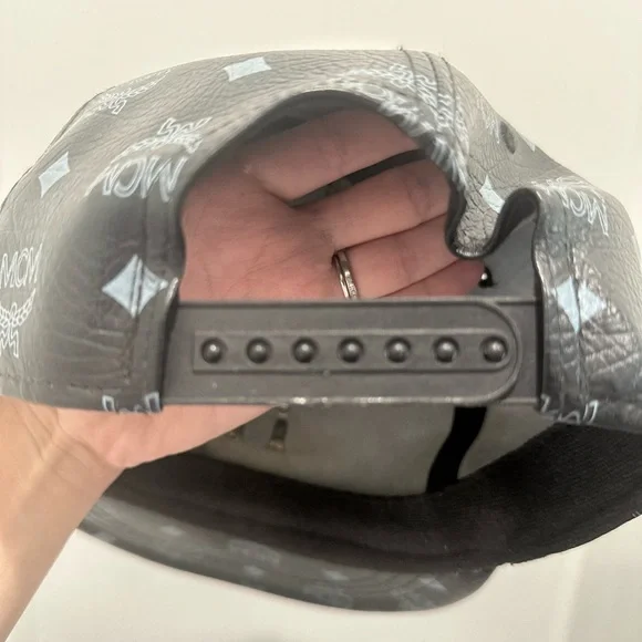 MCM Black Logo Cap - Picture 8 of 10